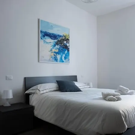 Private Room: The Port Scirocco